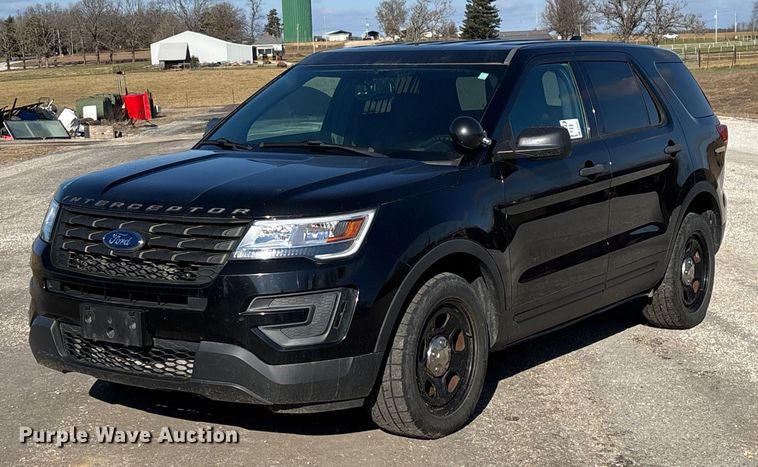 image for item ED2441 2017 Ford Explorer Police SUV