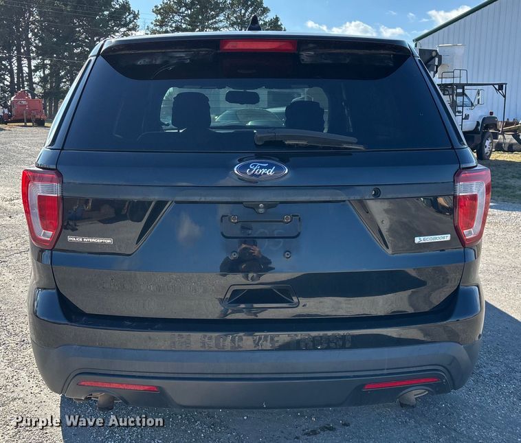 image for item ED2441 2017 Ford Explorer Police SUV