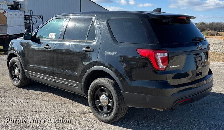 image for item ED2441 2017 Ford Explorer Police SUV