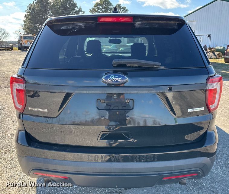 image for item ED2441 2017 Ford Explorer Police SUV