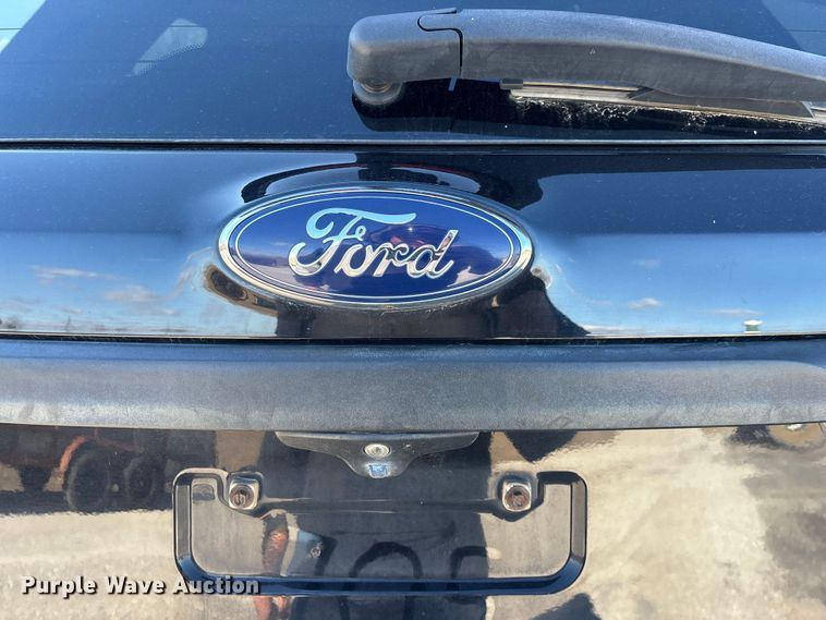 image for item ED2441 2017 Ford Explorer Police SUV