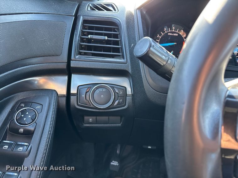 image for item ED2441 2017 Ford Explorer Police SUV