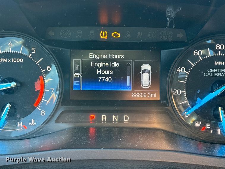 image for item ED2441 2017 Ford Explorer Police SUV