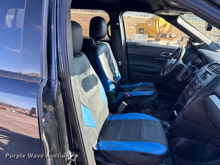 image for item ED2441 2017 Ford Explorer Police SUV