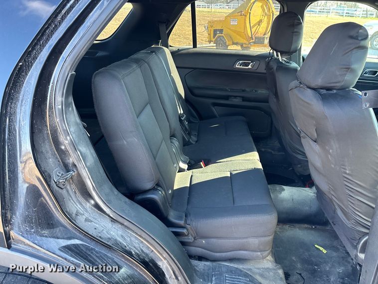 image for item ED2441 2017 Ford Explorer Police SUV