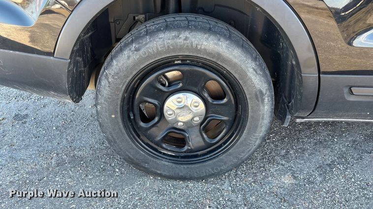 image for item ED2441 2017 Ford Explorer Police SUV