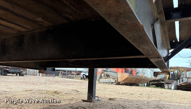 image for item ED2442 1991 Shop Built equipment trailer