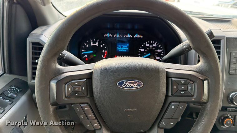 image for item ED5039 2018 Ford F250 Super Duty XL Crew Cab pickup truck