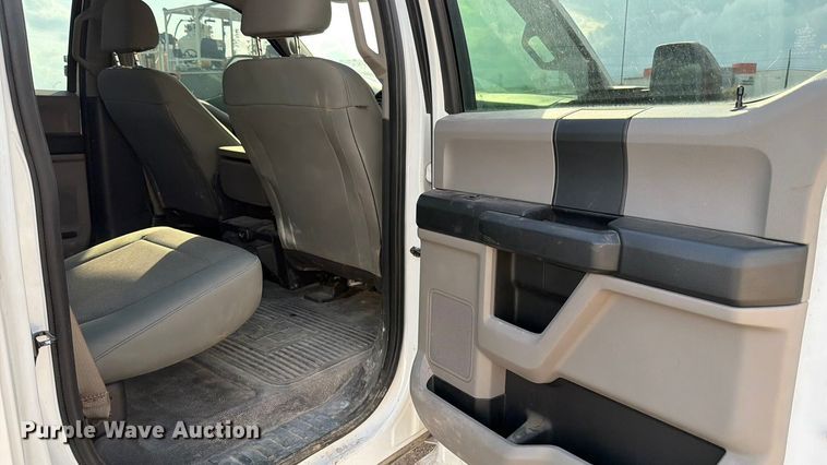 image for item ED5039 2018 Ford F250 Super Duty XL Crew Cab pickup truck