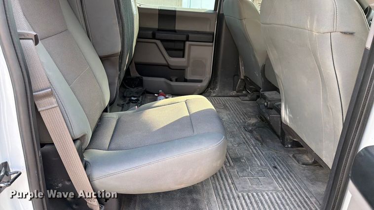 image for item ED5039 2018 Ford F250 Super Duty XL Crew Cab pickup truck