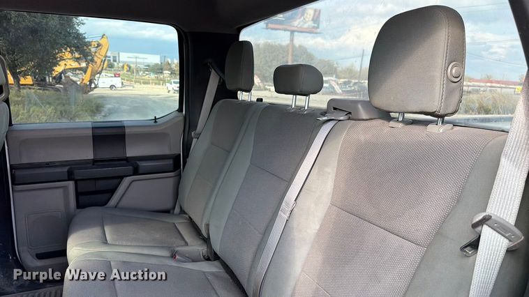 image for item ED5039 2018 Ford F250 Super Duty XL Crew Cab pickup truck