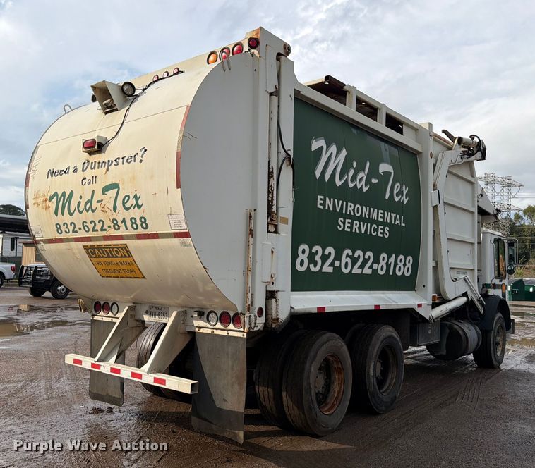 image for item ED5048 1999 Mack refuse truck
