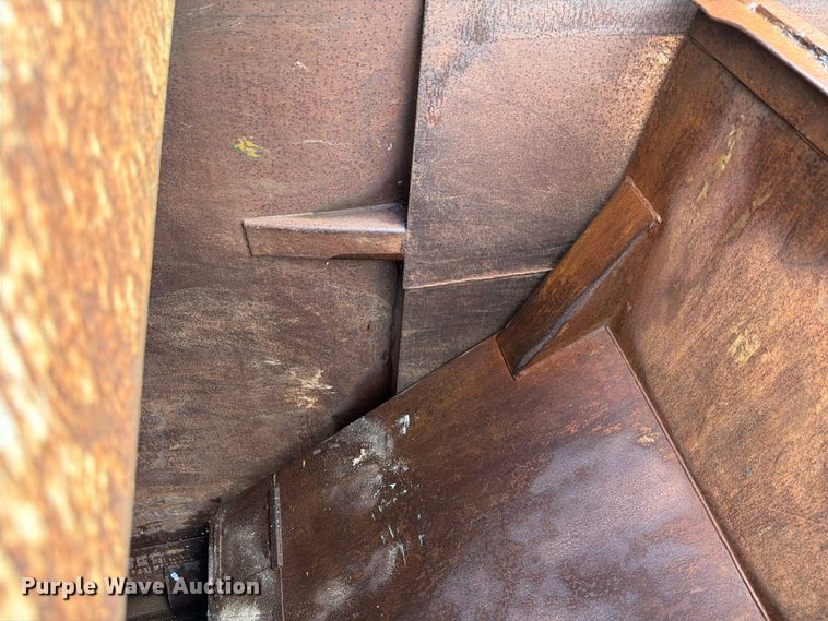 image for item ED5048 1999 Mack refuse truck