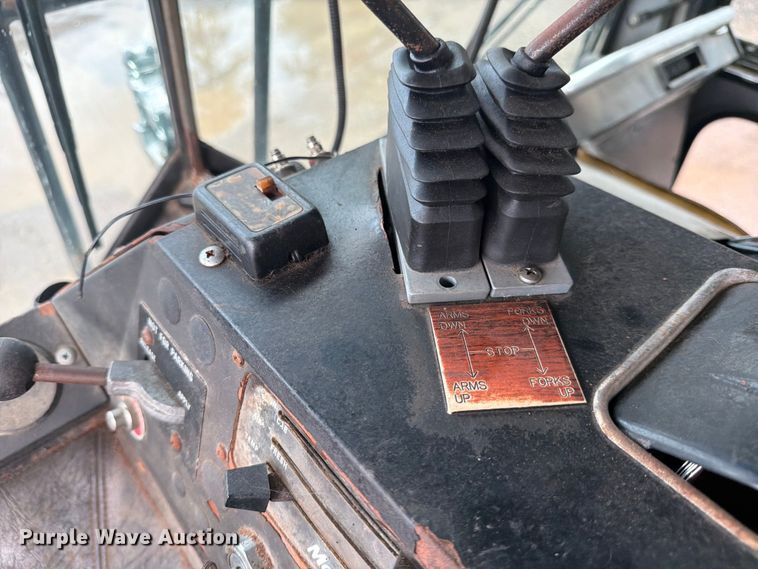 image for item ED5048 1999 Mack refuse truck