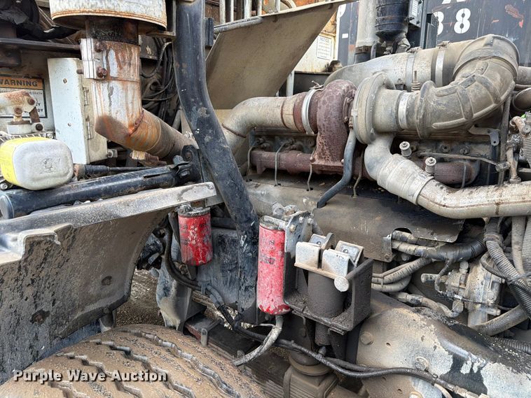 image for item ED5048 1999 Mack refuse truck