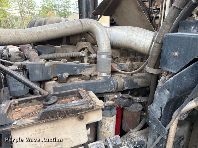 image for item ED5048 1999 Mack refuse truck