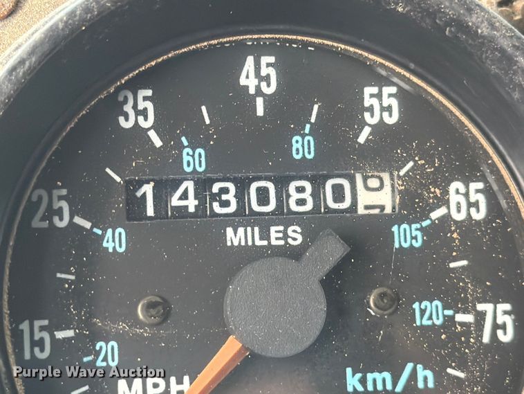 image for item ED5048 1999 Mack refuse truck