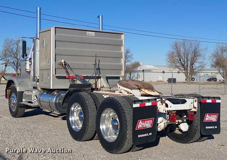 image for item EE1382 1979 GMC General semi truck