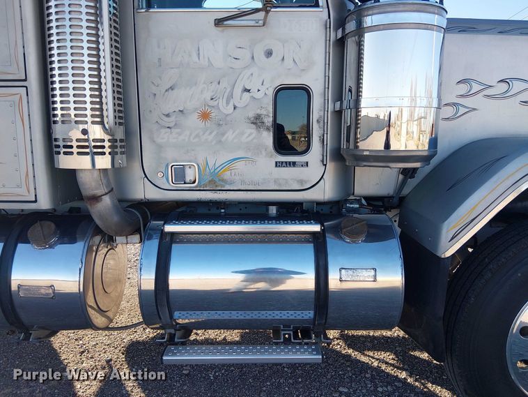 image for item EE1382 1979 GMC General semi truck