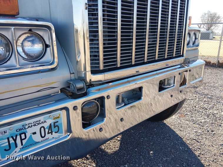image for item EE1382 1979 GMC General semi truck
