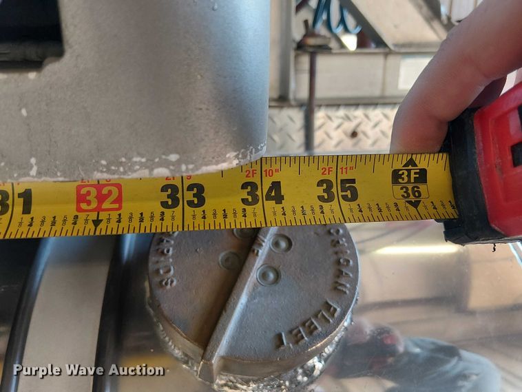 image for item EE1382 1979 GMC General semi truck