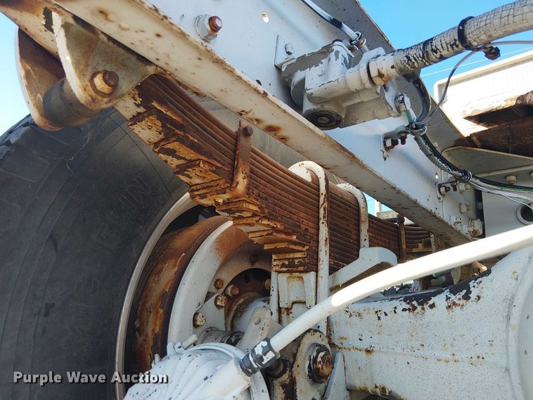 image for item EE1382 1979 GMC General semi truck