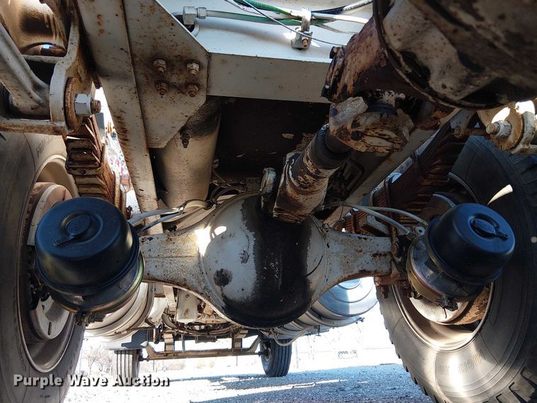 image for item EE1382 1979 GMC General semi truck