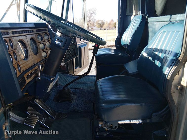 image for item EE1382 1979 GMC General semi truck