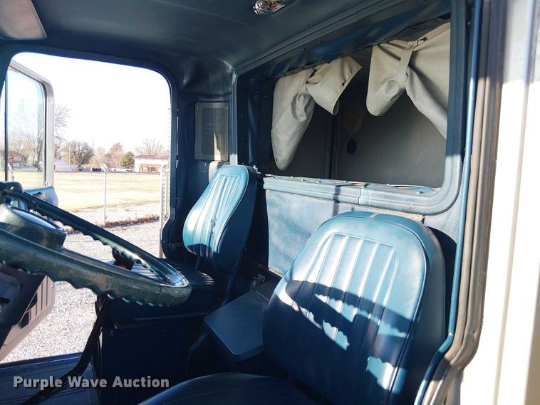 image for item EE1382 1979 GMC General semi truck