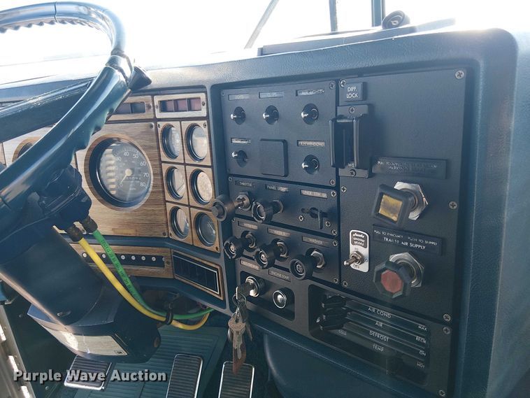 image for item EE1382 1979 GMC General semi truck