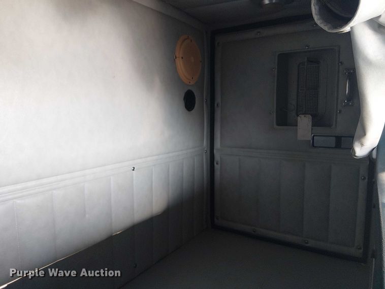 image for item EE1382 1979 GMC General semi truck