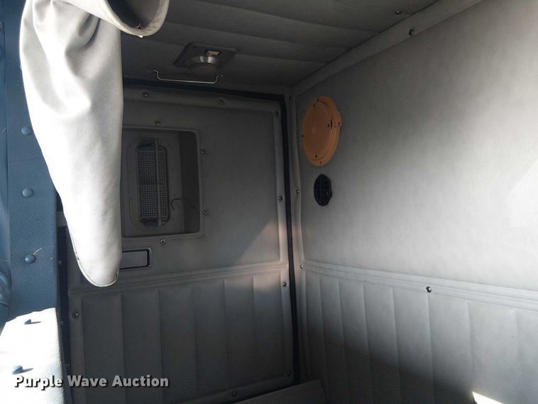 image for item EE1382 1979 GMC General semi truck