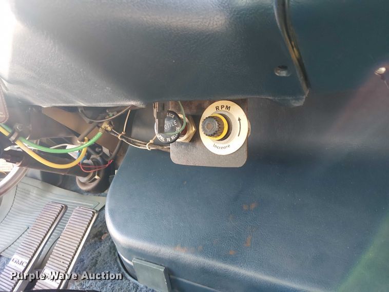 image for item EE1382 1979 GMC General semi truck