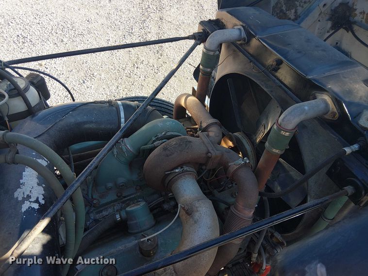 image for item EE1382 1979 GMC General semi truck