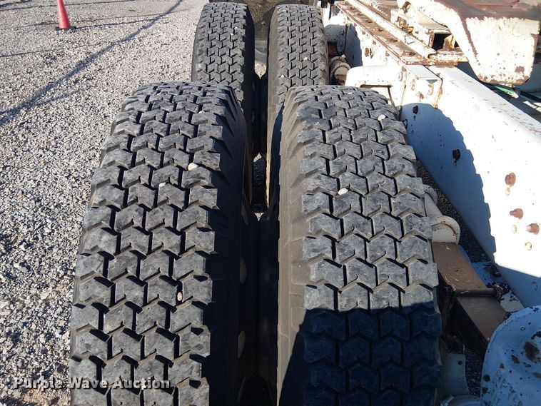 image for item EE1382 1979 GMC General semi truck