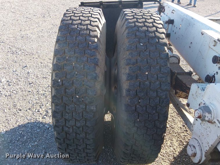 image for item EE1382 1979 GMC General semi truck