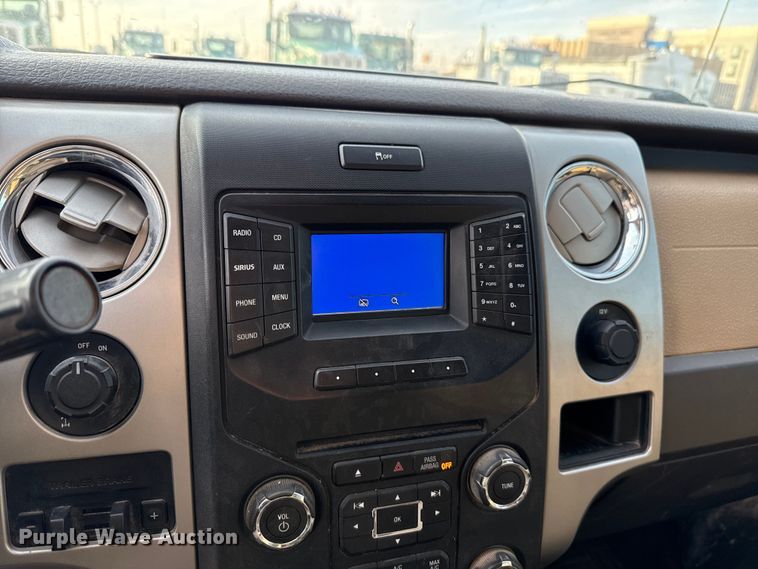 image for item EE3378 2014 Ford F150 SuperCrew pickup truck