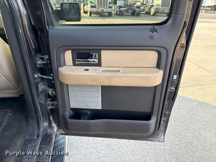 image for item EE3378 2014 Ford F150 SuperCrew pickup truck