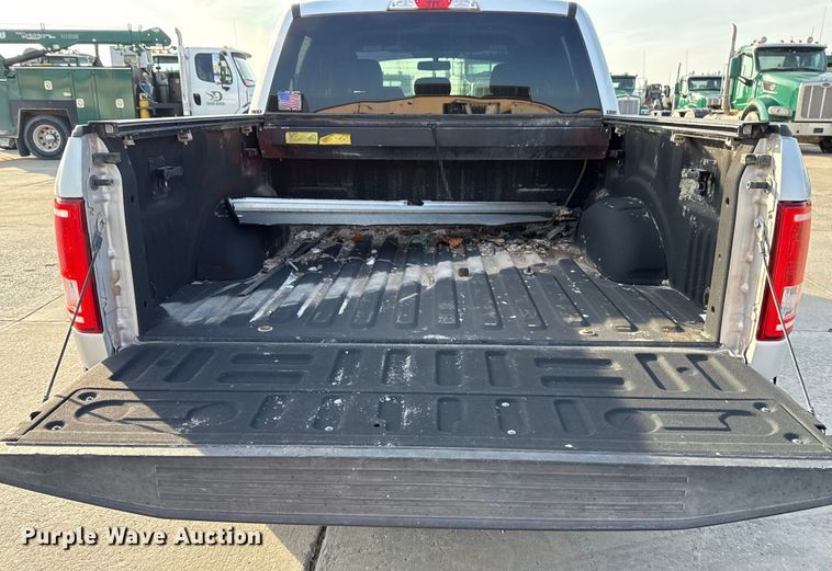 image for item EE3379 2016 Ford F150 SuperCrew pickup truck