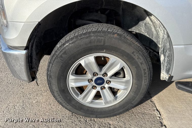 image for item EE3379 2016 Ford F150 SuperCrew pickup truck