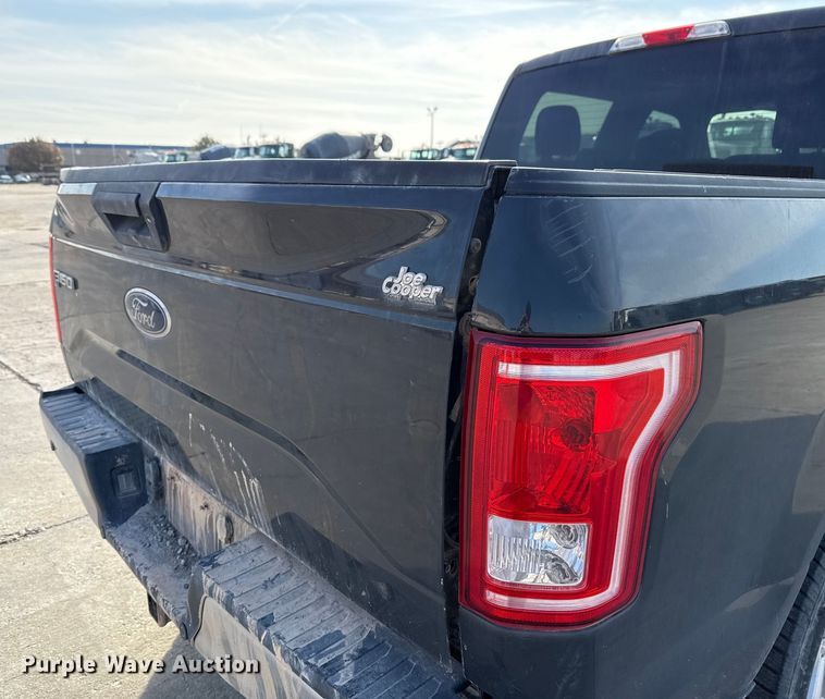 image for item EE3382 2017 Ford F150 SuperCrew pickup truck