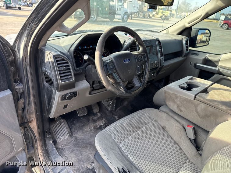 image for item EE3382 2017 Ford F150 SuperCrew pickup truck