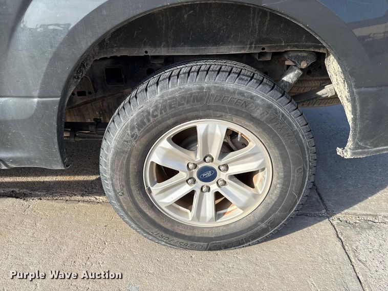 image for item EE3382 2017 Ford F150 SuperCrew pickup truck