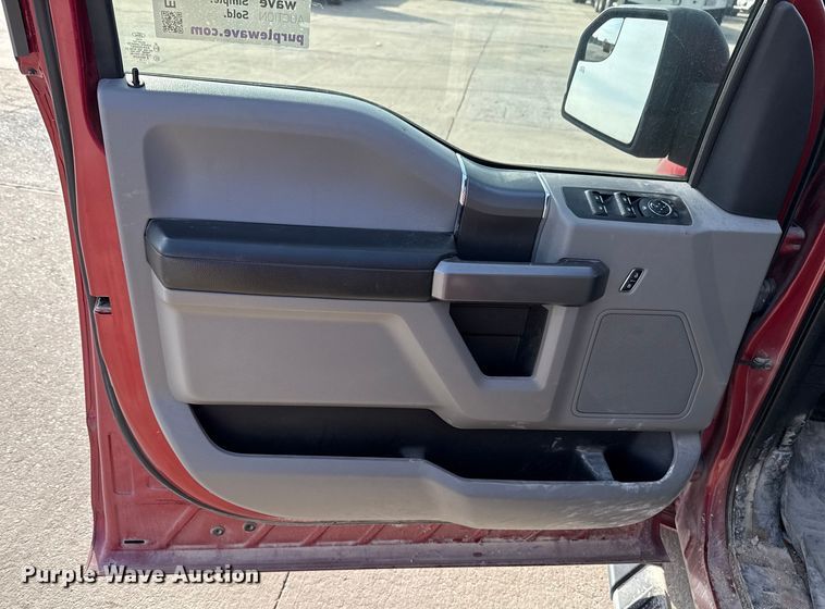 image for item EE3384 2019 Ford F150 SuperCrew pickup truck