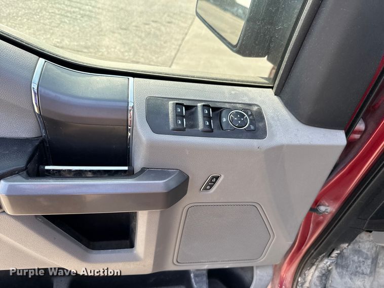 image for item EE3384 2019 Ford F150 SuperCrew pickup truck