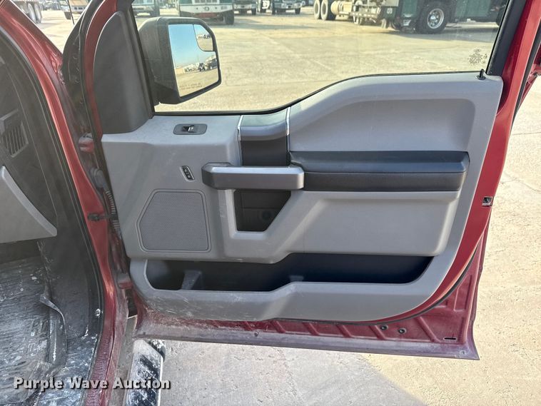 image for item EE3384 2019 Ford F150 SuperCrew pickup truck