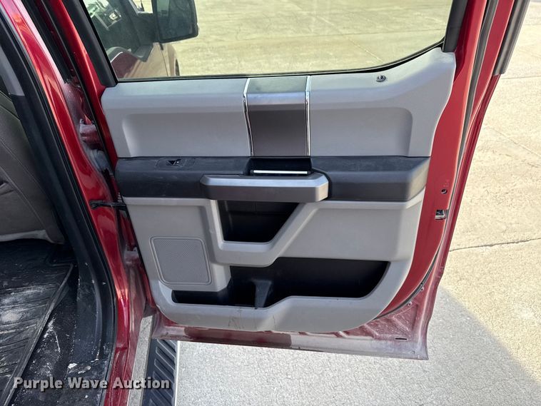 image for item EE3384 2019 Ford F150 SuperCrew pickup truck