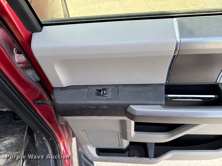 image for item EE3384 2019 Ford F150 SuperCrew pickup truck