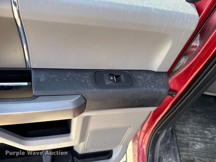 image for item EE3384 2019 Ford F150 SuperCrew pickup truck