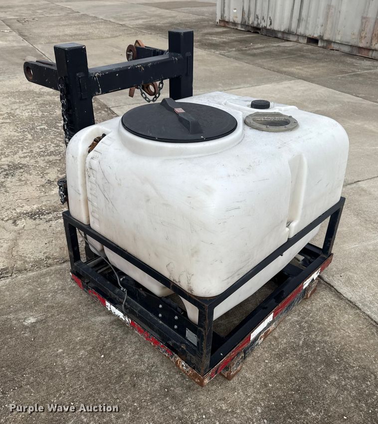 image for item EE3395 MB KNMB00M poly tank